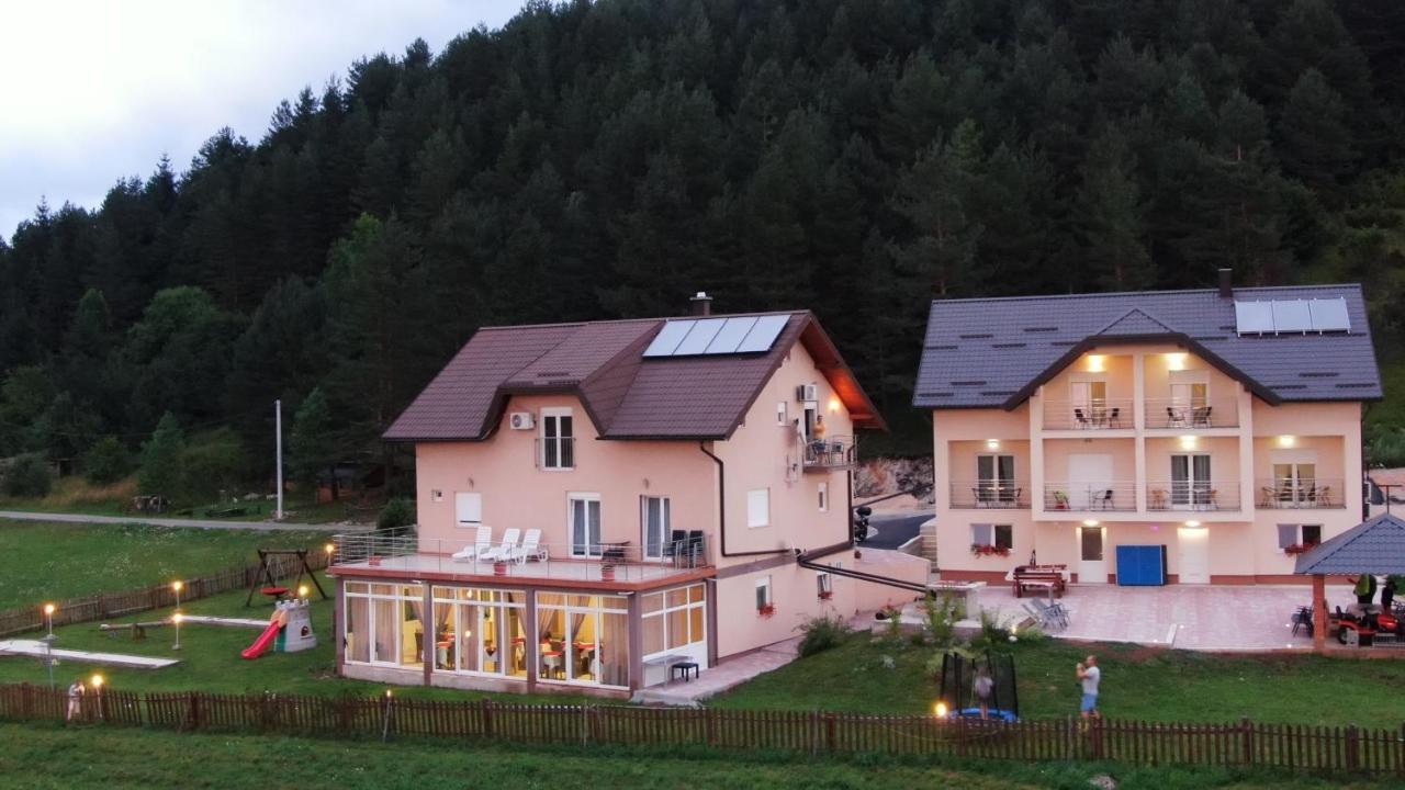 Готель House Delic Vrhovine Екстер'єр фото